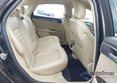 2015 Ford Fusion Se z USA, uszkodzony, nr VIN 3FA6P0HD2FR274313